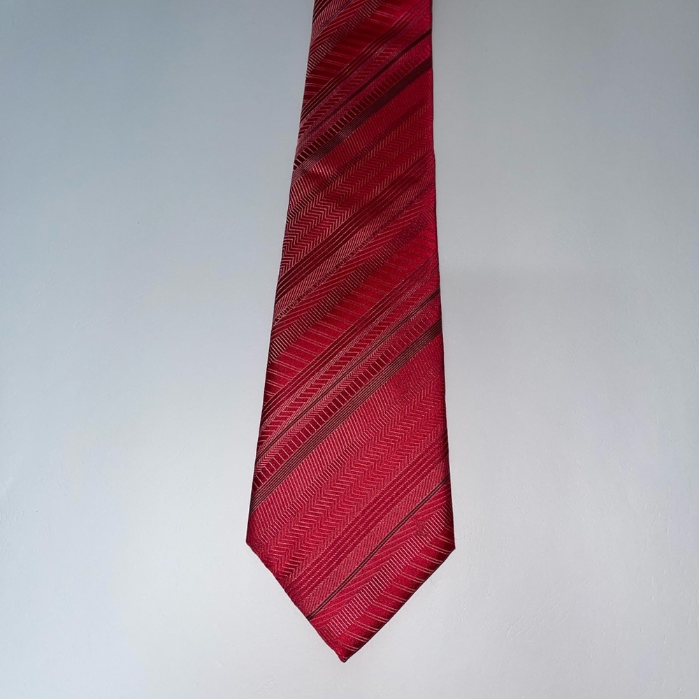 LV tie, Length 145cm, Width 9.3cm